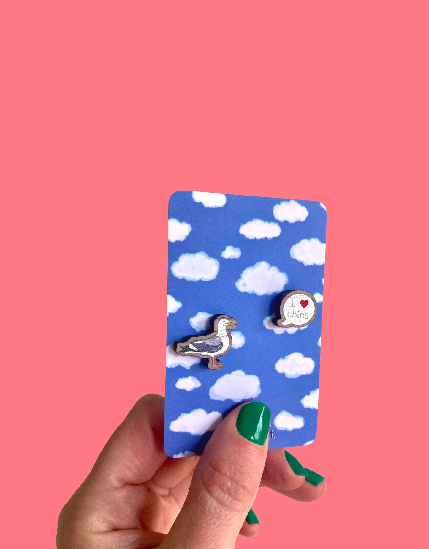 RatBeanCat - Wooden seagull loves chips earrings