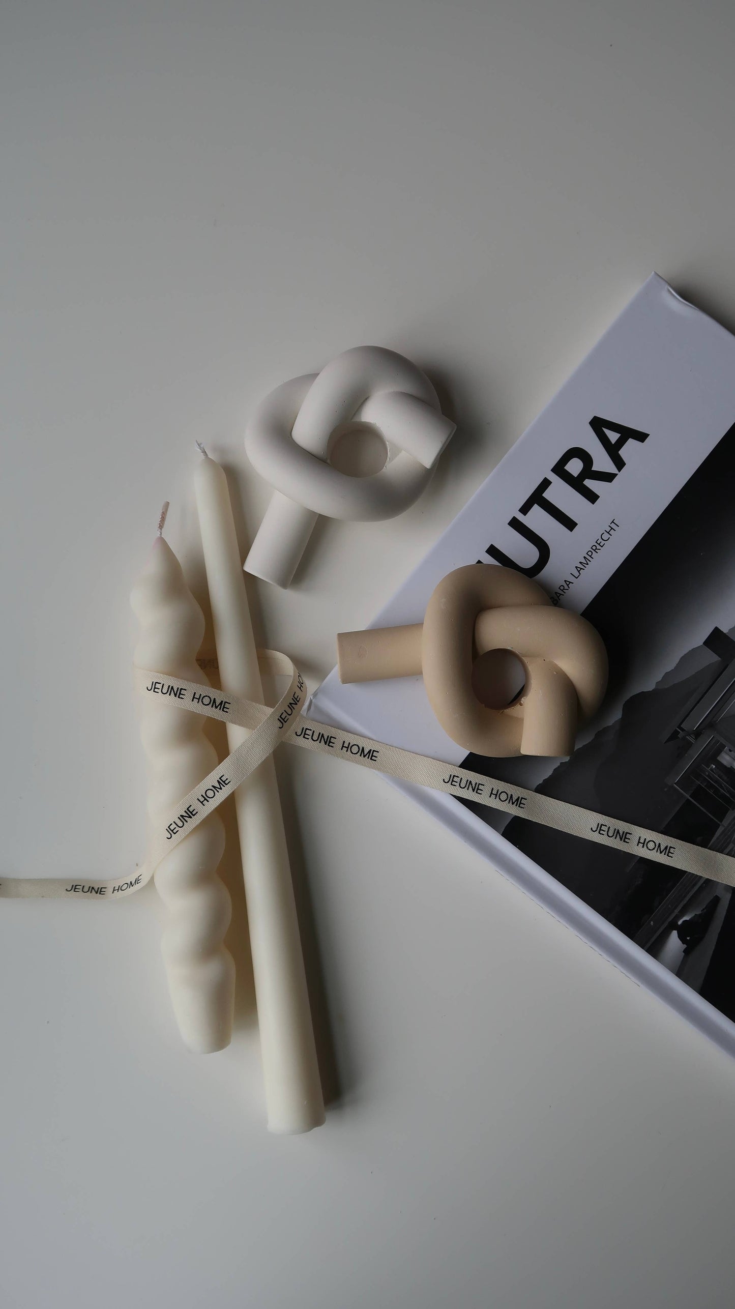 Jeune Home - Knot Candlestick Holder