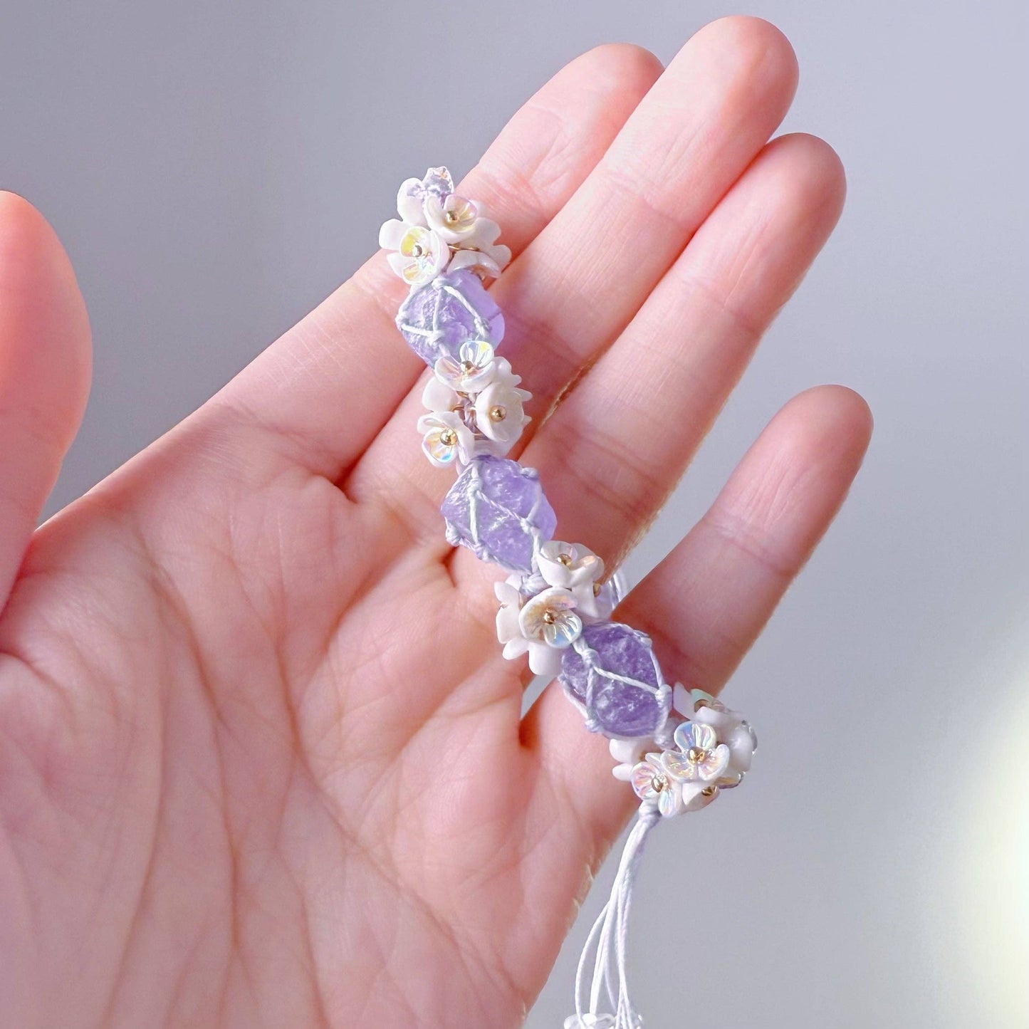 Ninaouity - - Crown Chakra Amethyst and Flowers Handmade Macrame Crystal Bracelet