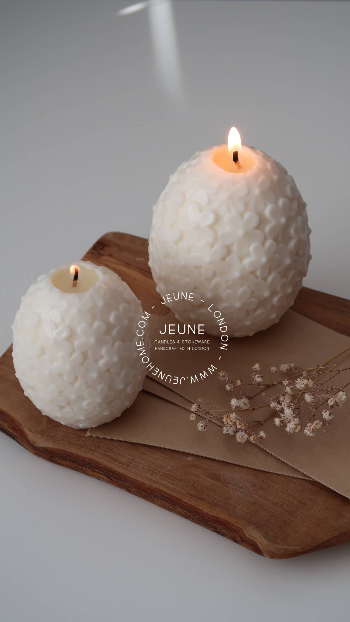 Jeune Home - Easter egg with carved flowers candle