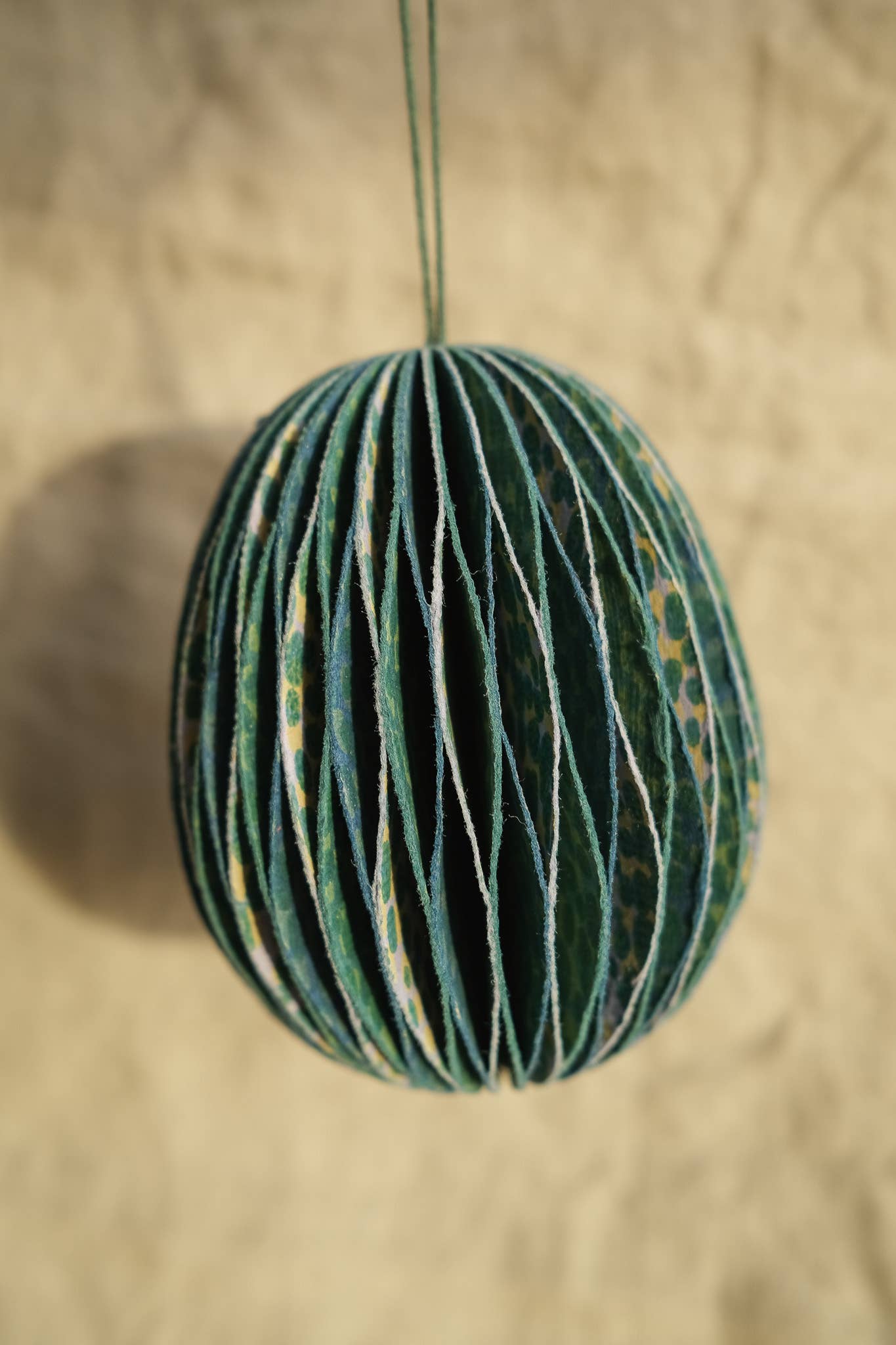 East End Press Blue Eggs Honeycomb Set