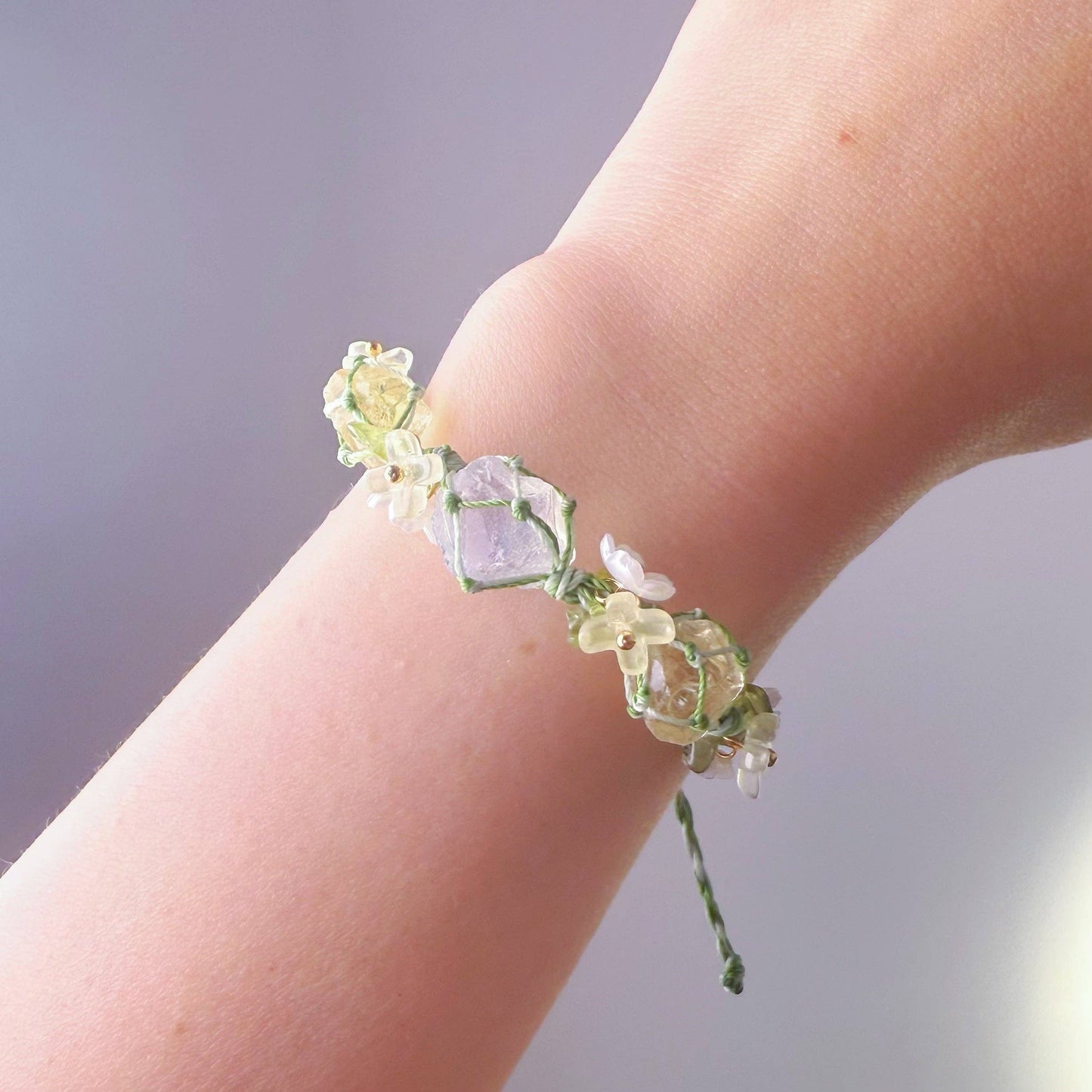 Ninaouity -  Solar Plexus Chakra Citrine and Peridot Crystal Handmade Macrame Bracelet