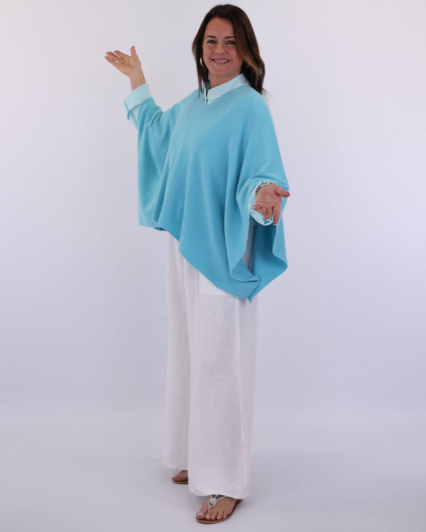 Cadenza Italy Ltd - Summer Throwover with Buttons