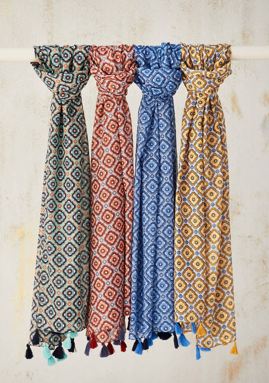 Namaste -  Diamond Pattern Cotton Scarf, Tassels