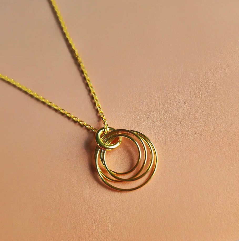 VURCHOO Gold Hoop Cluster Necklace