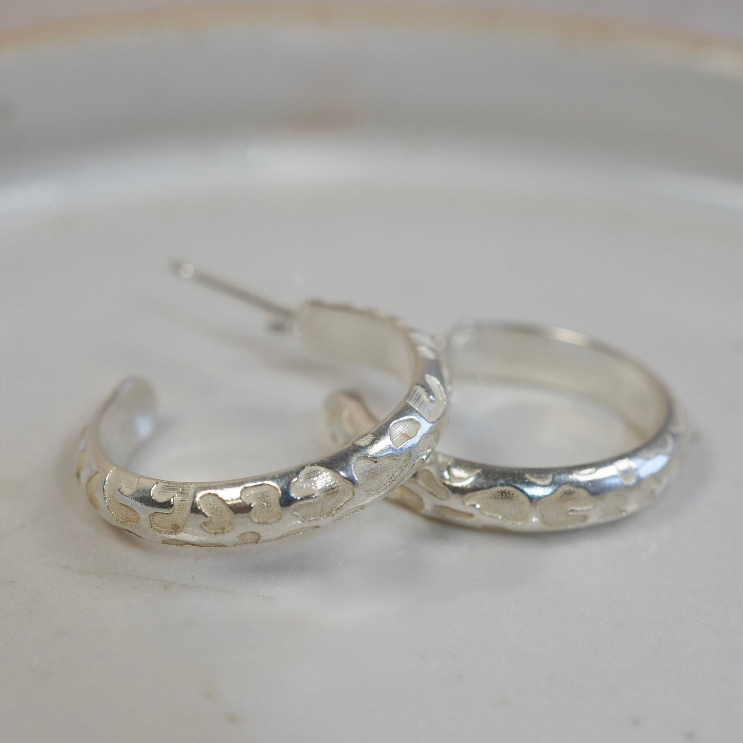 Lucy Kemp - Sterling Silver Light Leopard Print Textured Hoops