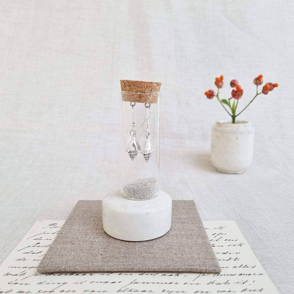 Zamsoe - Seashell Earrings in a Bottle