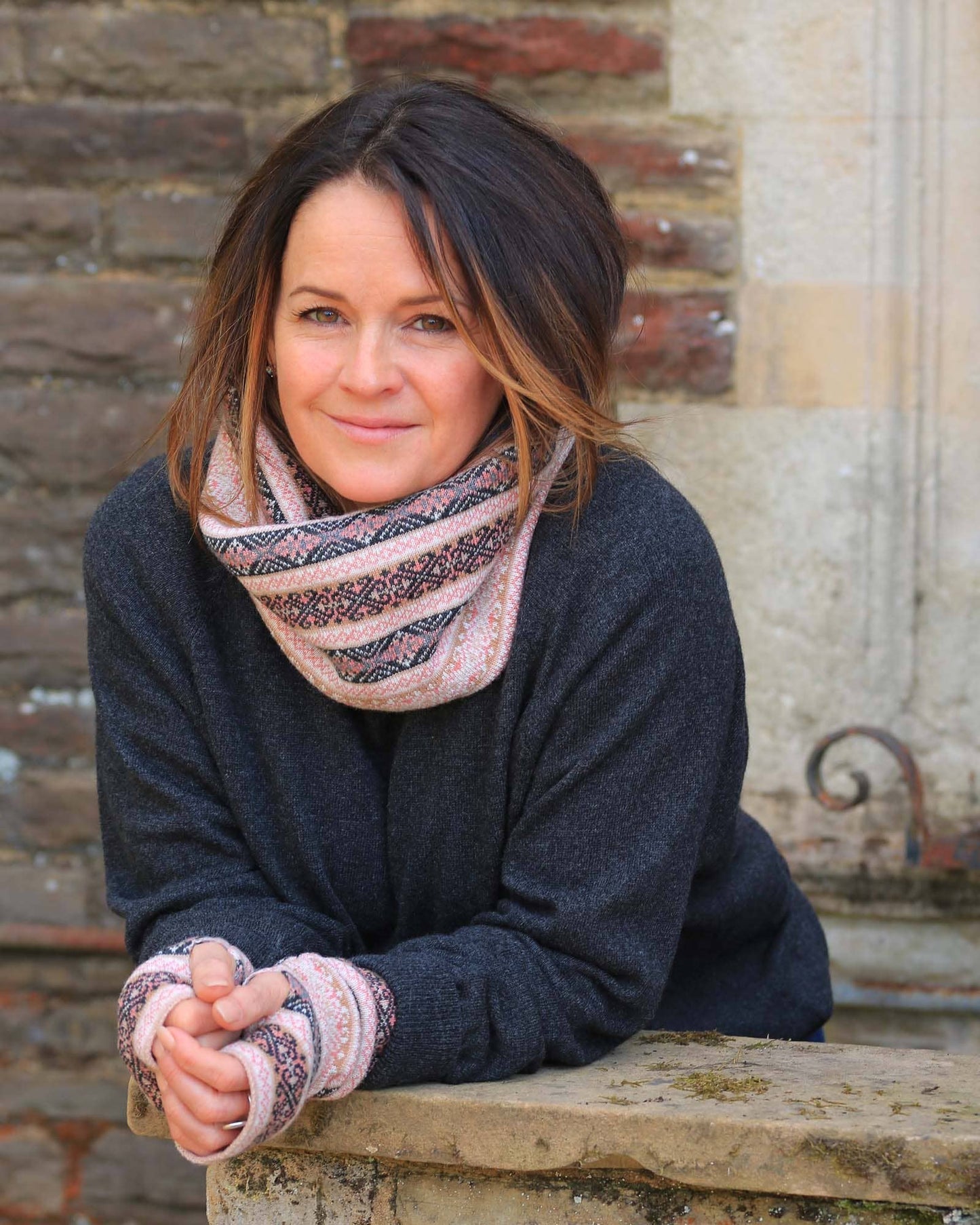 Cadenza Italy Ltd - Cashmere Blend Fairisle Wrist Warmers