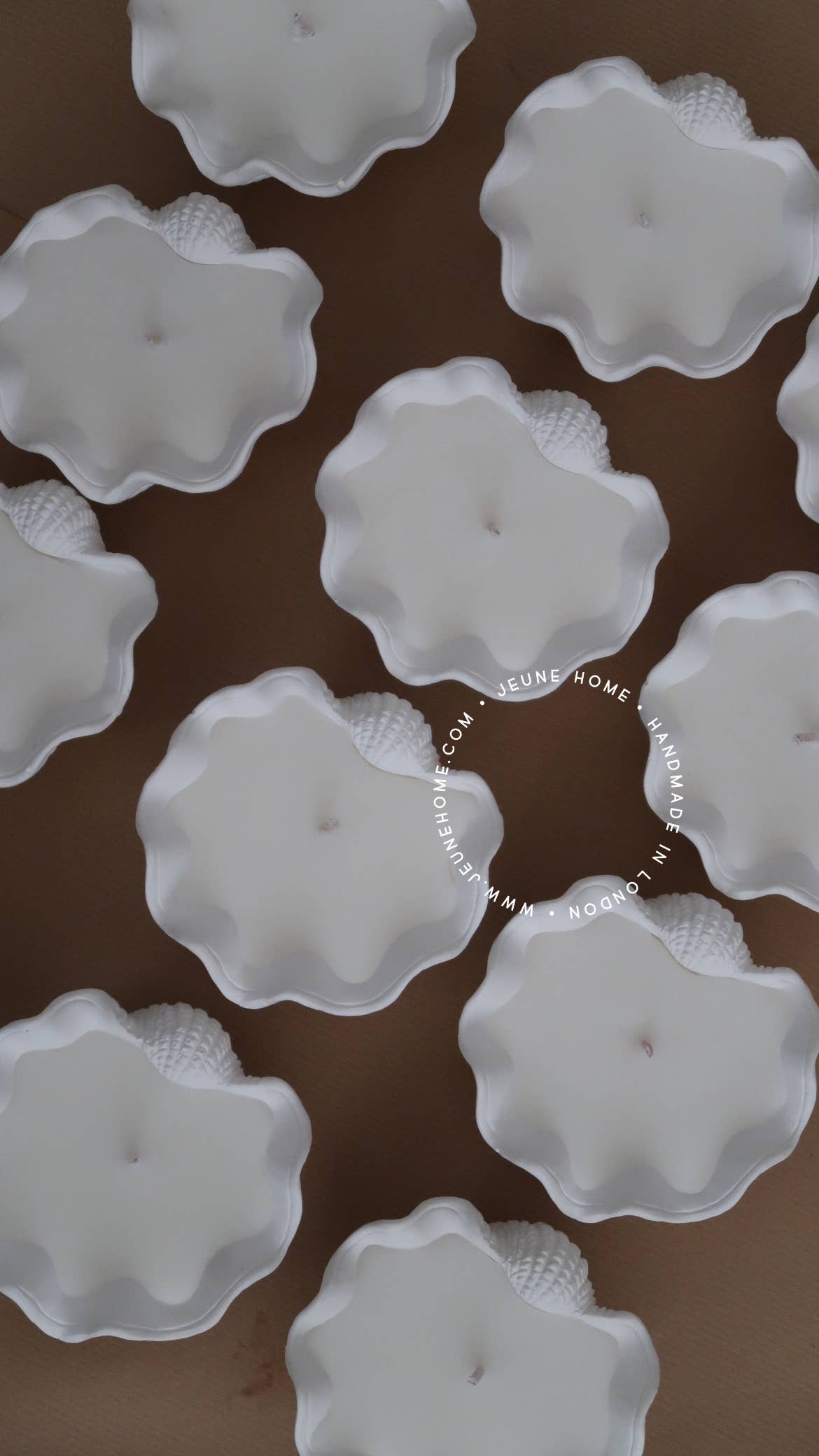 Jeune Home - Mini clam shell scented candle