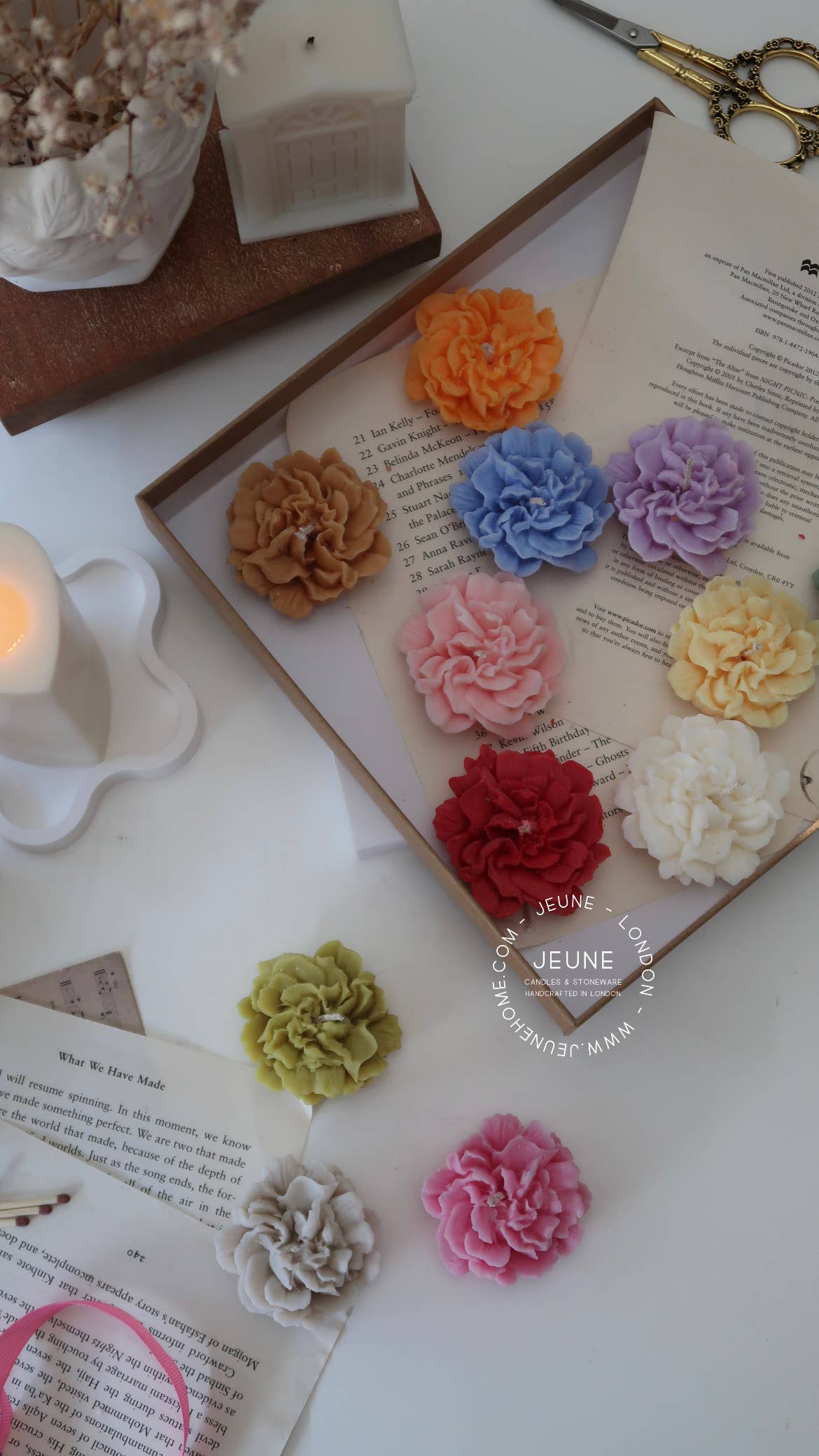 Jeune Home - Carnation blossom candle