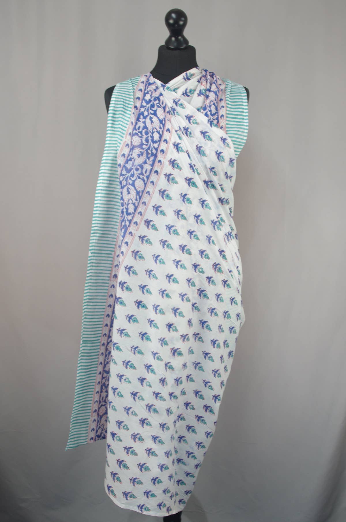 Kantha Decor - Beach Coverup Sarong Pareo - Teal Motif