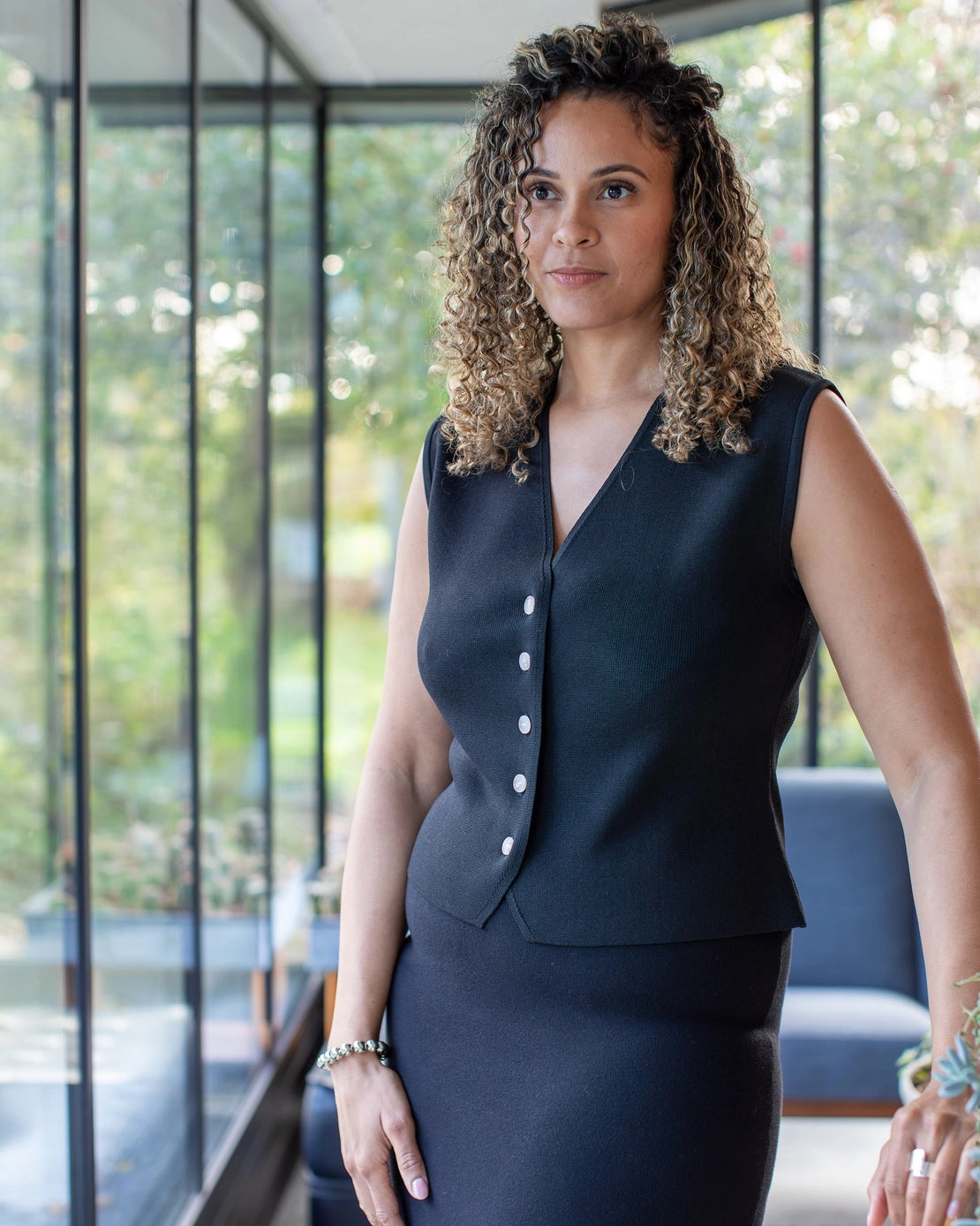 Chalk UK - Peta waistcoat - black