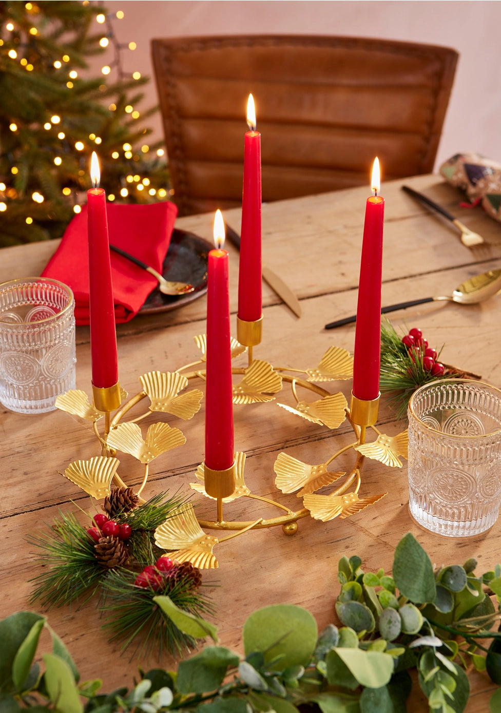 Namaste - Ginko leaf candelabra table centre TCEN1