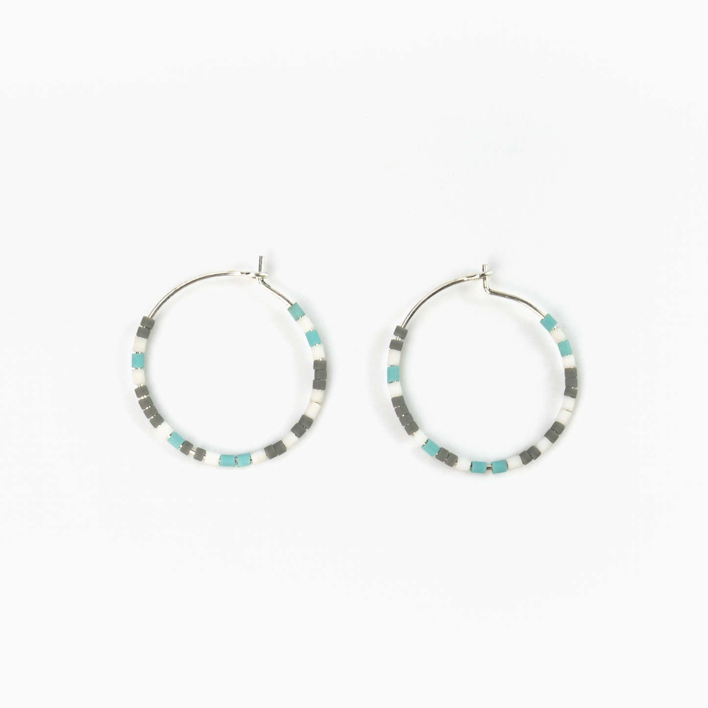 Pineapple Island Cali Surf Beaded Hoop Earrings - blue, grey and white