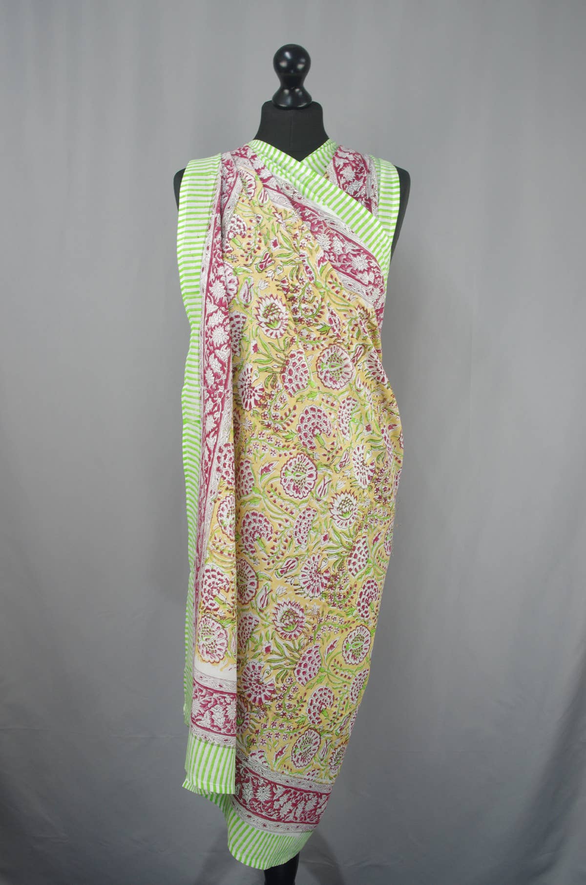 Kantha Decor - Beach  Coverup Sarong Pareo -Red Flowers On Yellow