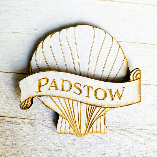 Gorgeous Little Bits -  scallop shell coastal ocean magnet