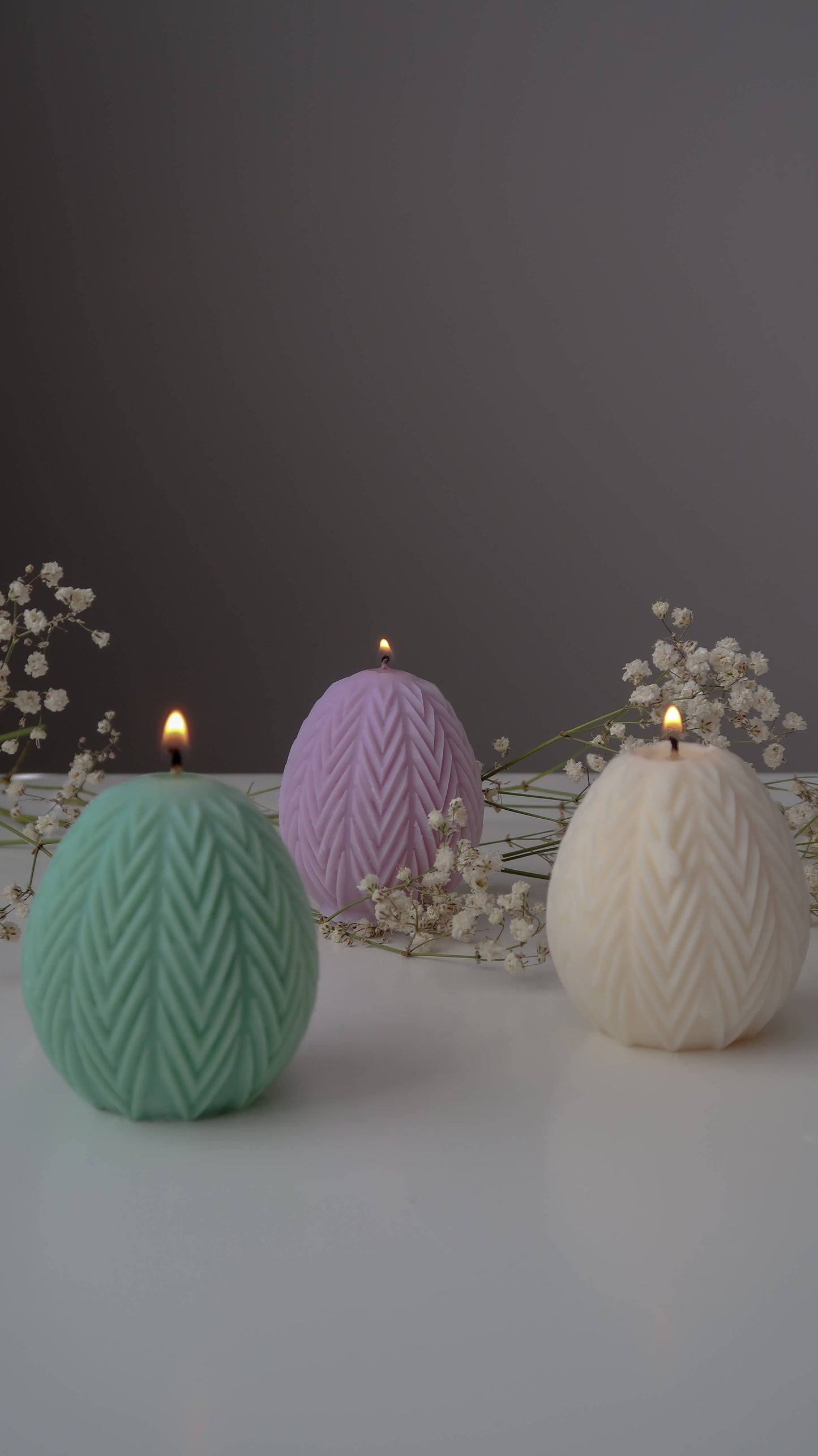 Jeune Home - Easter egg candle with ribbed design