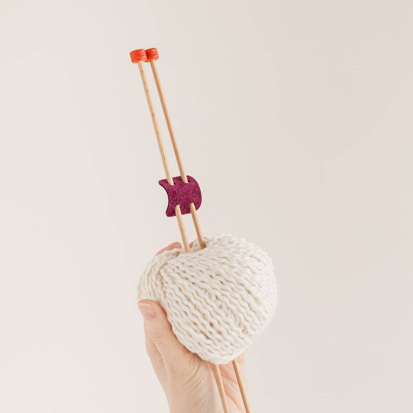Studio Lowen - Suede Knitting Needle Holders