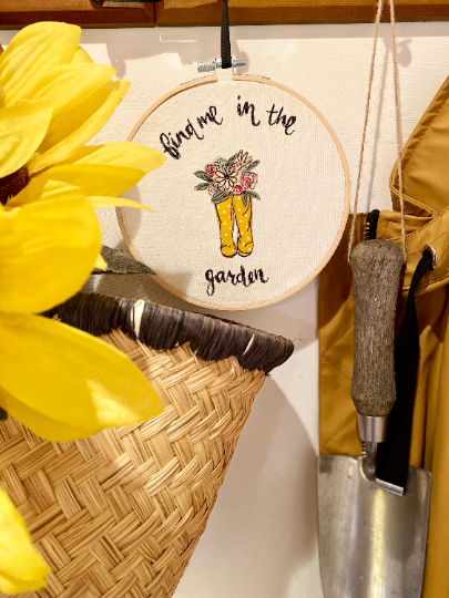 Girl Friday Embroidery - Garden hoop