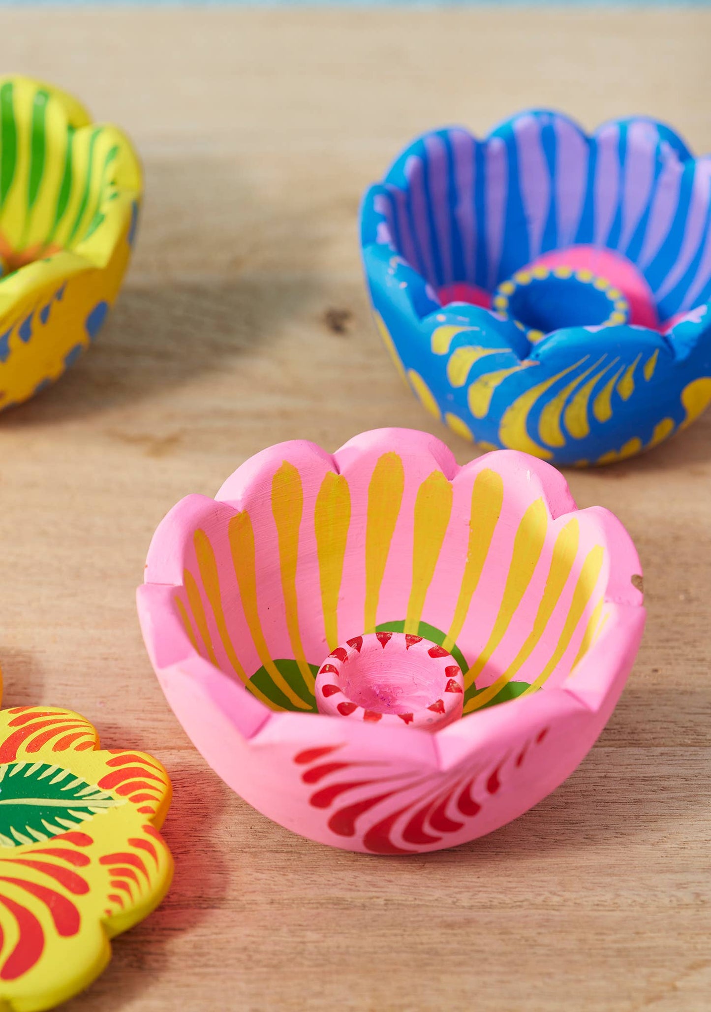 Namaste - Shapla Handpainted Flower Candle Holder