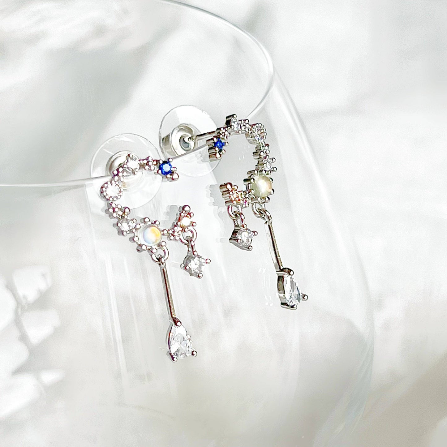 Ninaouity - Silver Moon Drop Earrings