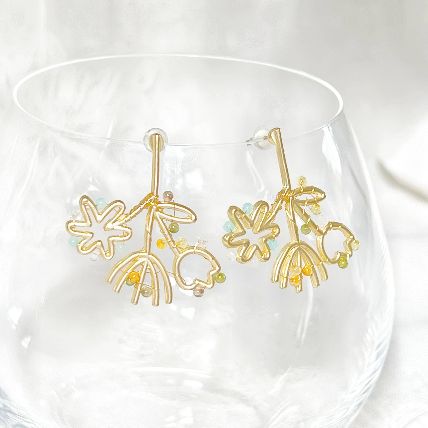 Ninaouity - Mini Gemstones on Gold Wildflower Bouquet Earrings