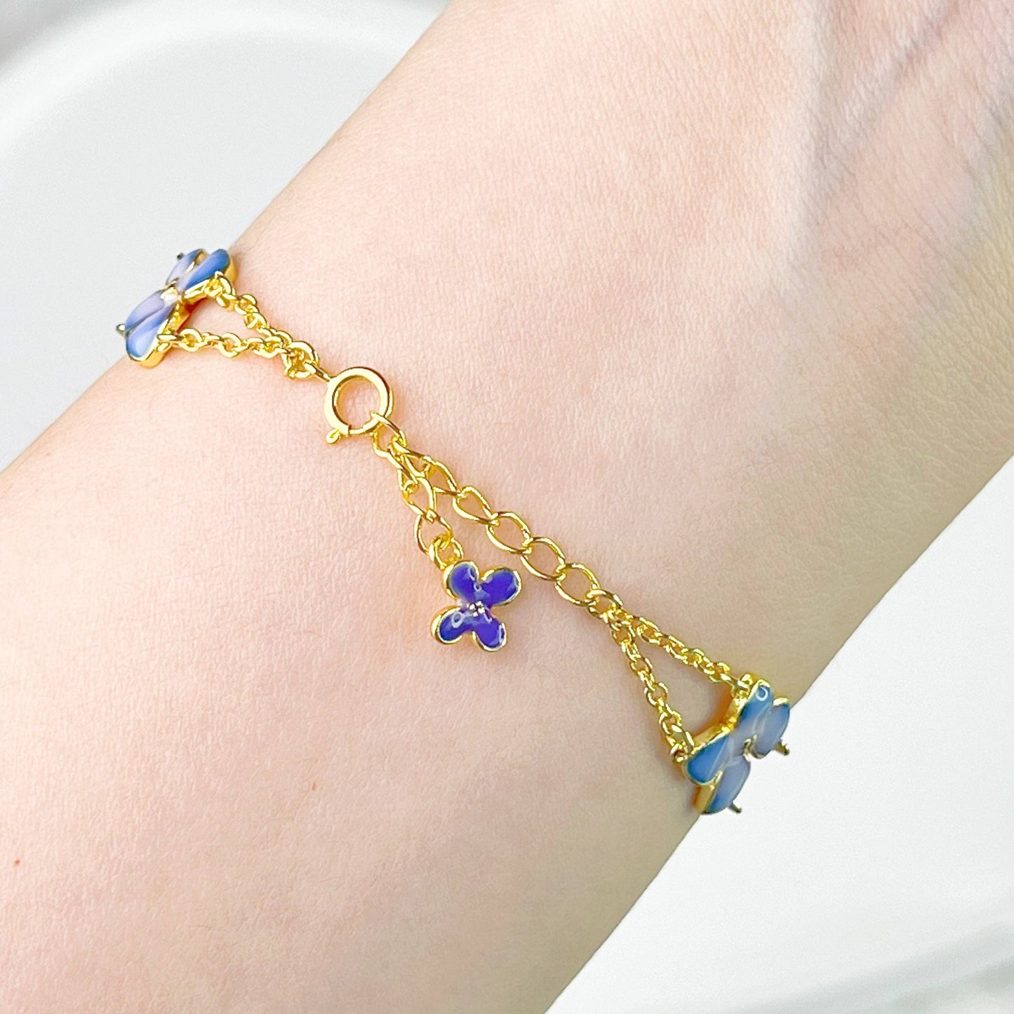 Ninaouity Blue Hydrangeas Flowers Gold Chain Bracelet