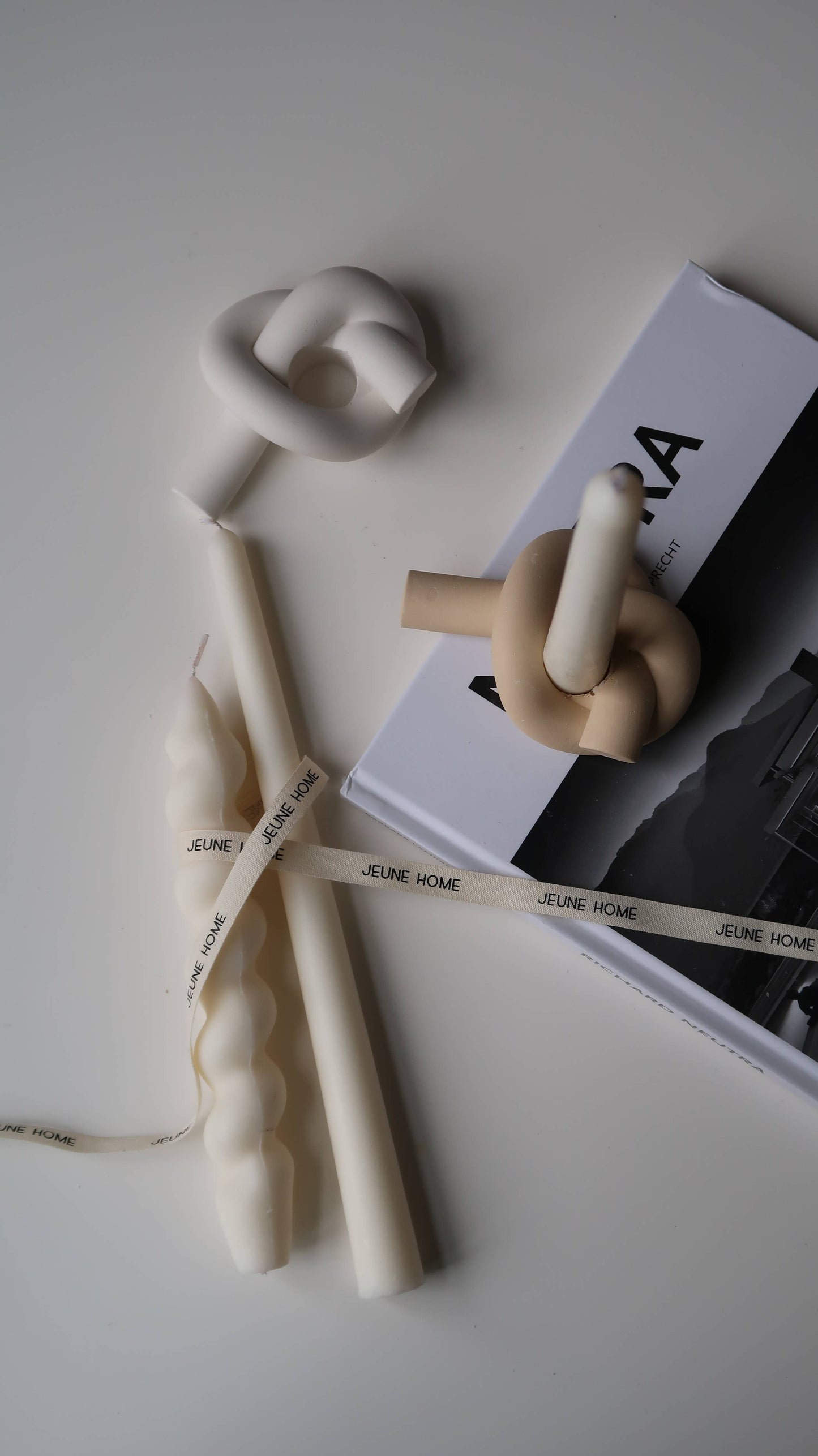 Jeune Home - Knot Candlestick Holder