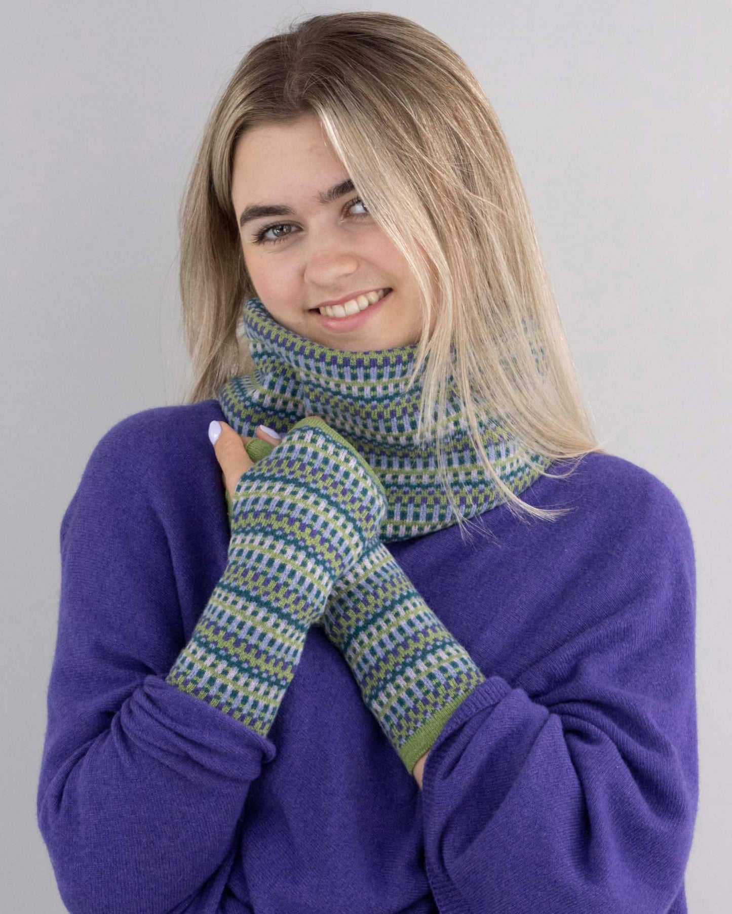 Cashmere Blend Geo Snood
