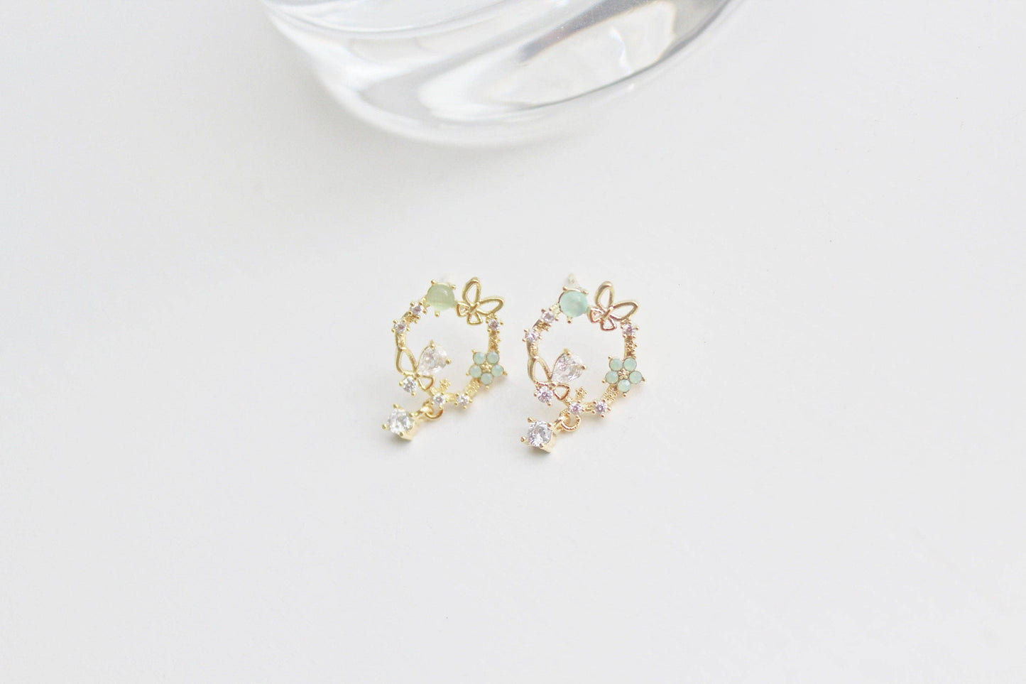 Ninaouity Gold Butterfly Flower Earrings - Flower Wreath & Mini Drop