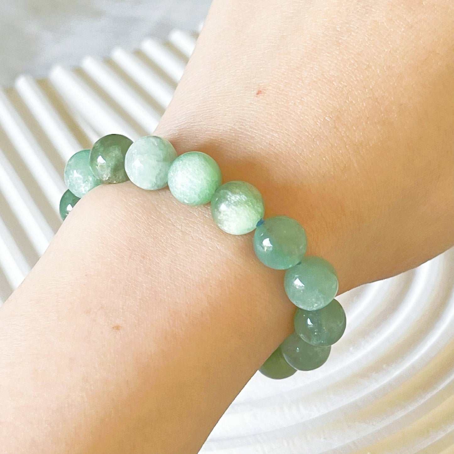 Ninaouity - Heart Chakra Light Green Lepidolite Crystal Bracelet