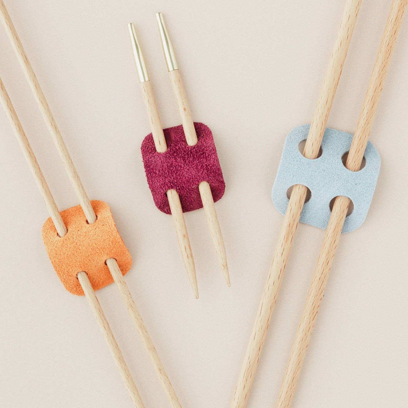 Studio Lowen - Suede Knitting Needle Holders