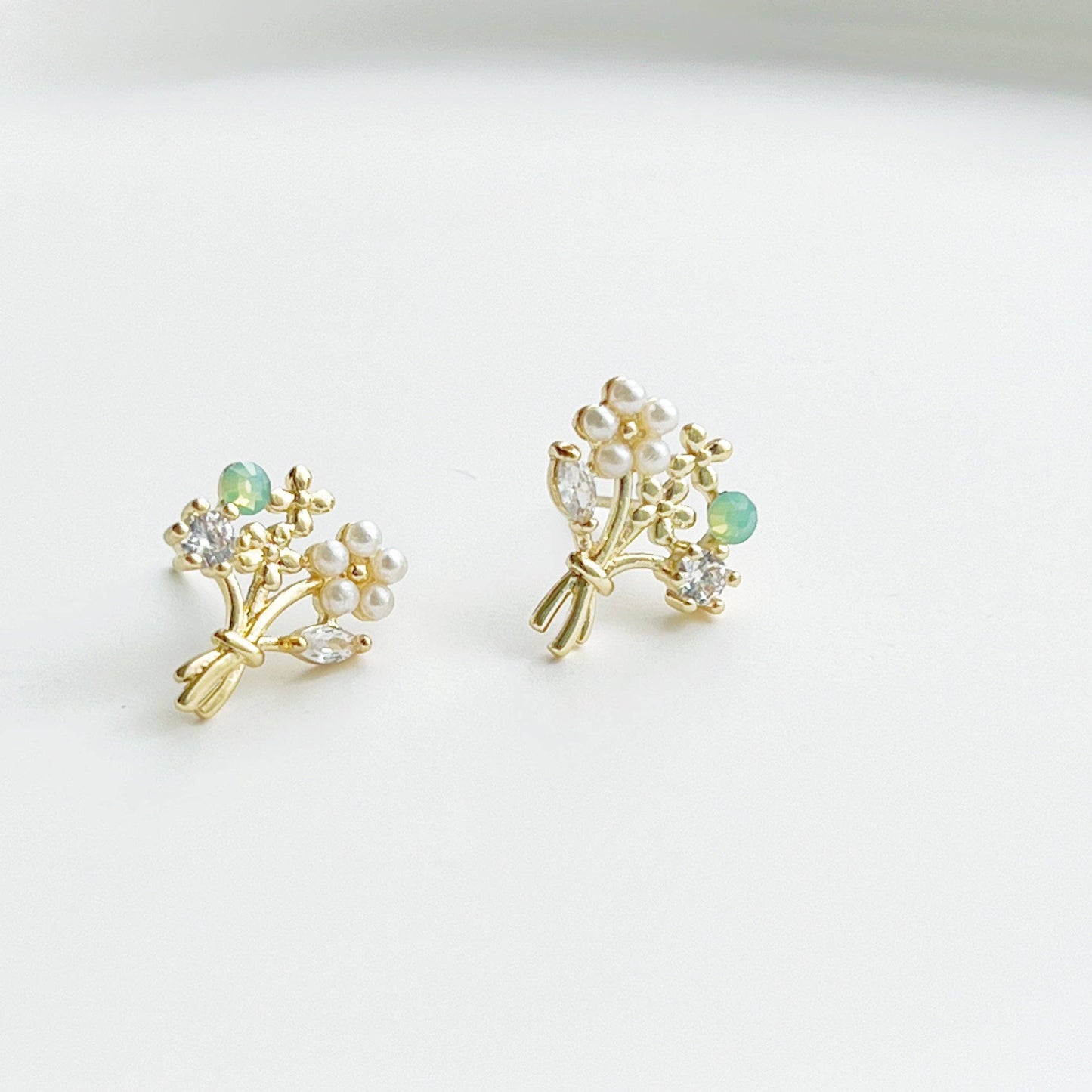 Ninaouity - Gold Flower Banquet with Pearl and Green Crystal Earrings