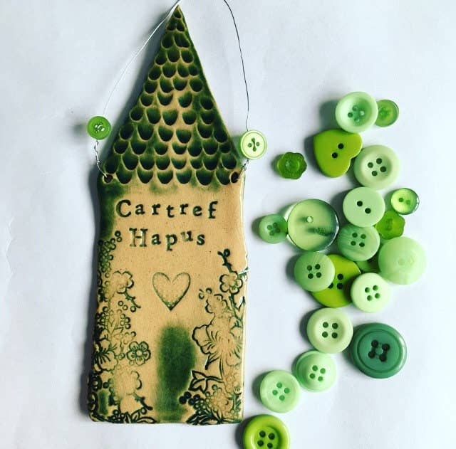 Ceramic House Plaque - Cartref Hapus - Made in Wales