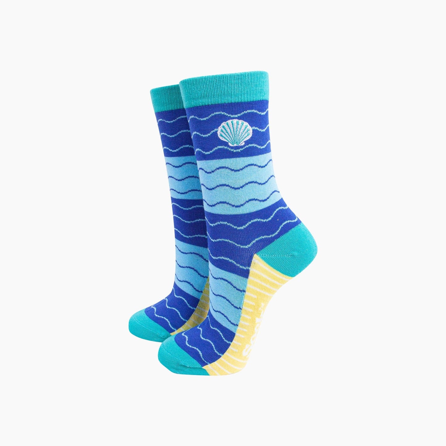 Embroidered Scallop Shell Combed Cotton Socks in Blue