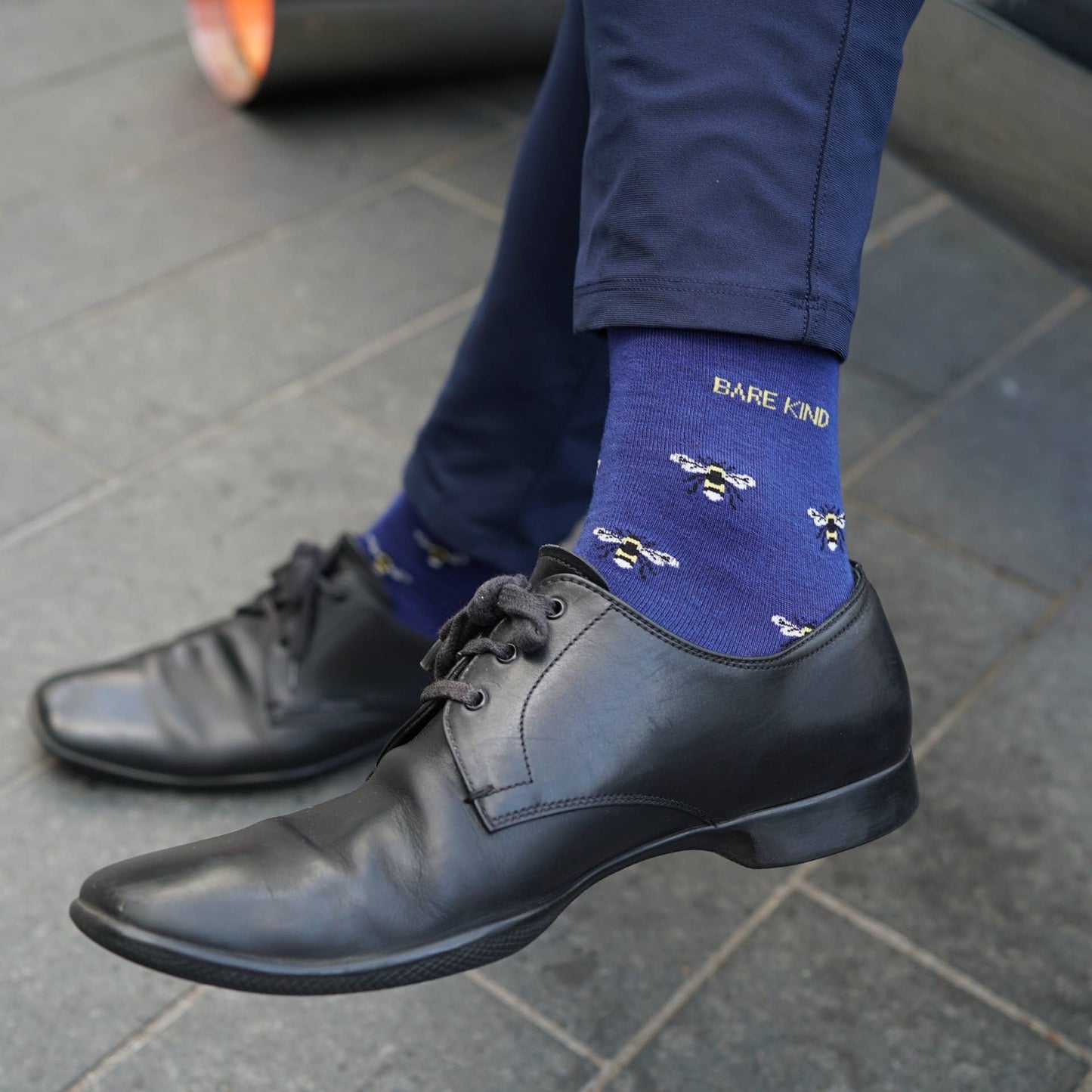 Bare Kind - Blue Small Motif Bee Socks