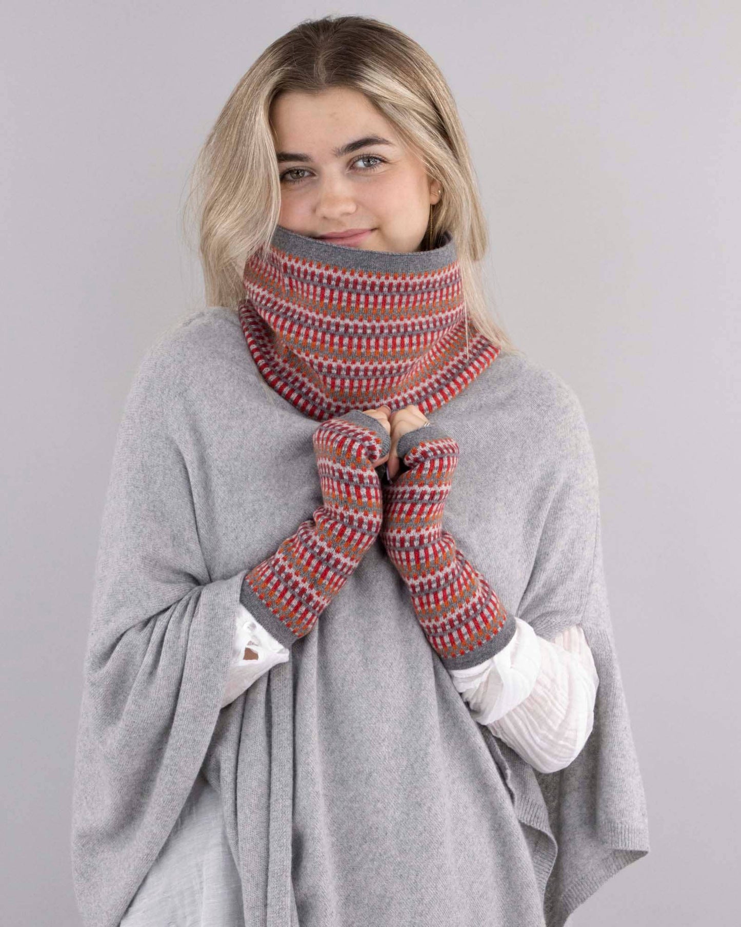 Cashmere Blend Geo Snood