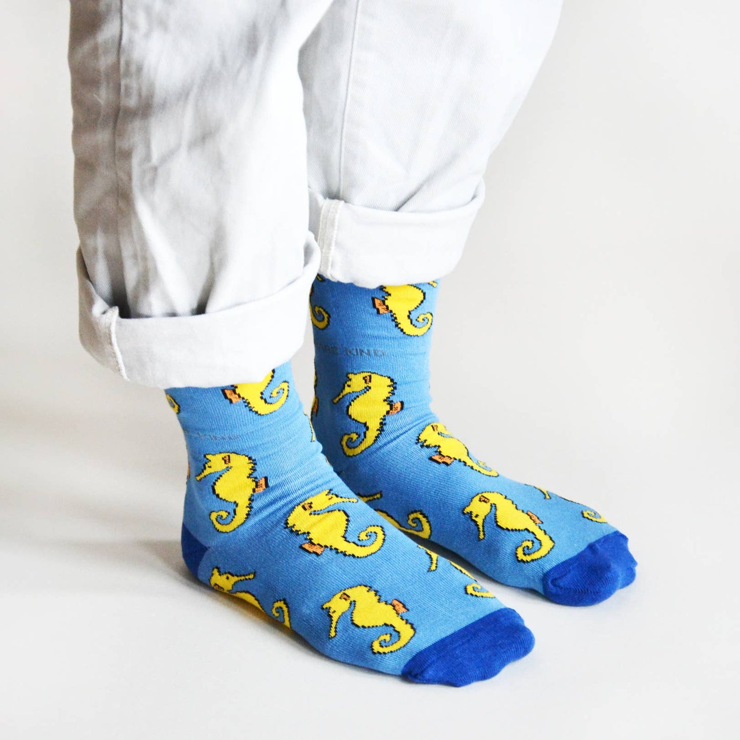 Seahorse Socks | Bamboo Socks | Light Blue Socks: UK Adult 4-7 / Single Pair / Seahorses