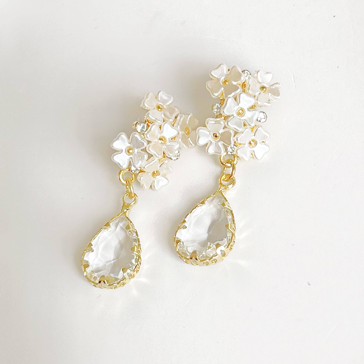 Ninaouity White Hydrangea Flower Crystal Drop Earrings