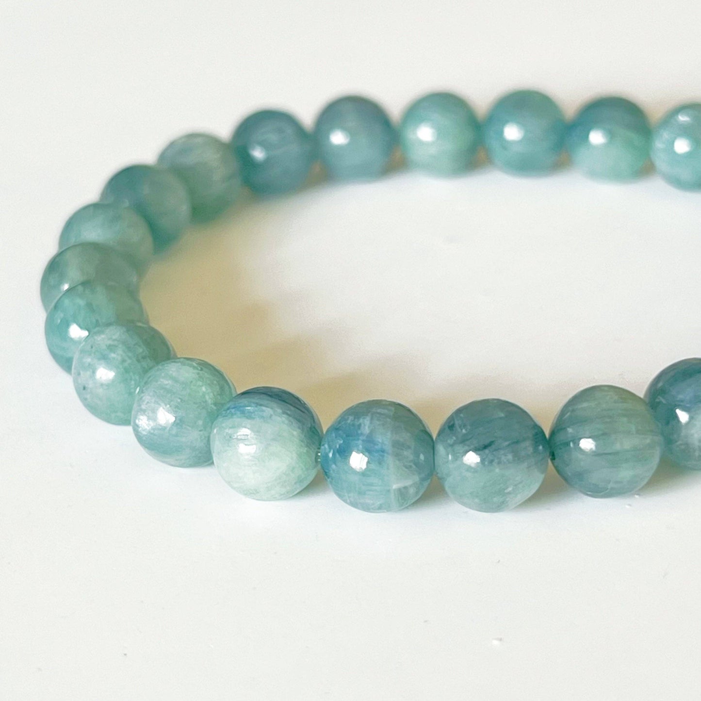 Ninaouity - Heart Chakra Green Kyanite Crystal Bracelet