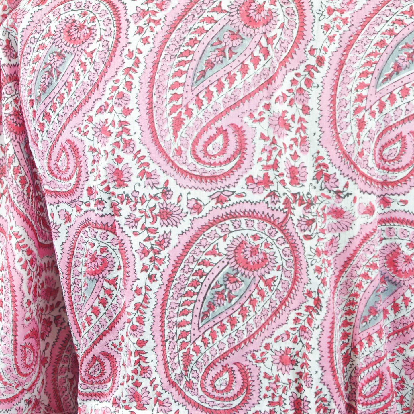 Kanthor Decor Block Printed Cotton Coverup / Kaftans -Pink Paisley