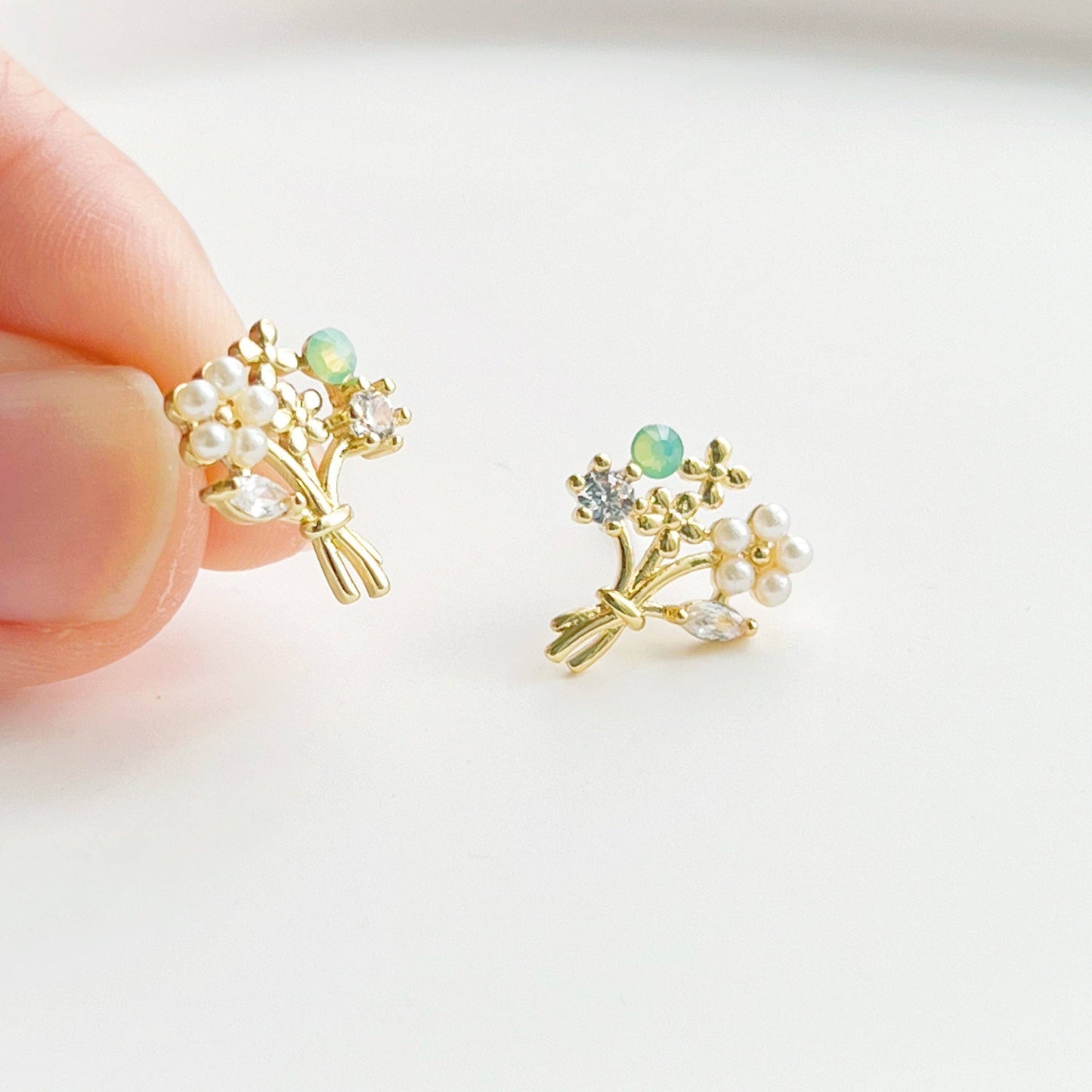Ninaouity - Gold Flower Banquet with Pearl and Green Crystal Earrings