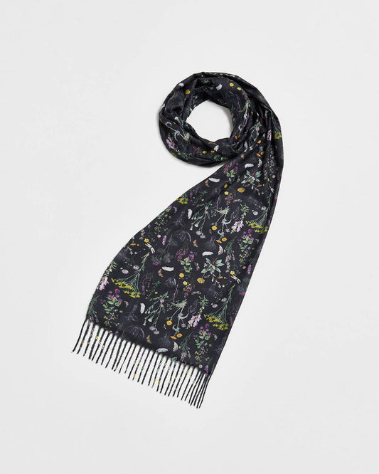 Wilderness Black Tassel Scarf
