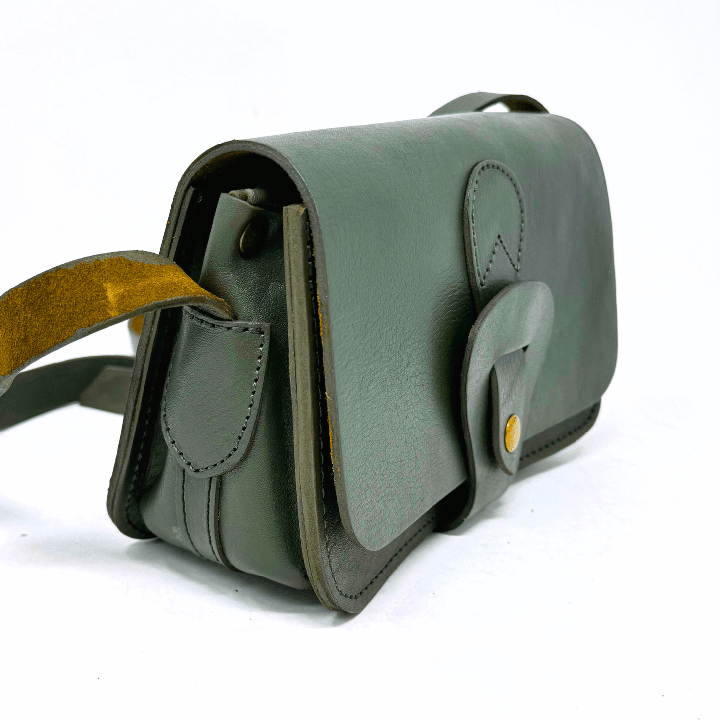 Noah Leather Wallet Crossbody – Handmade Full-Grain Leather - green