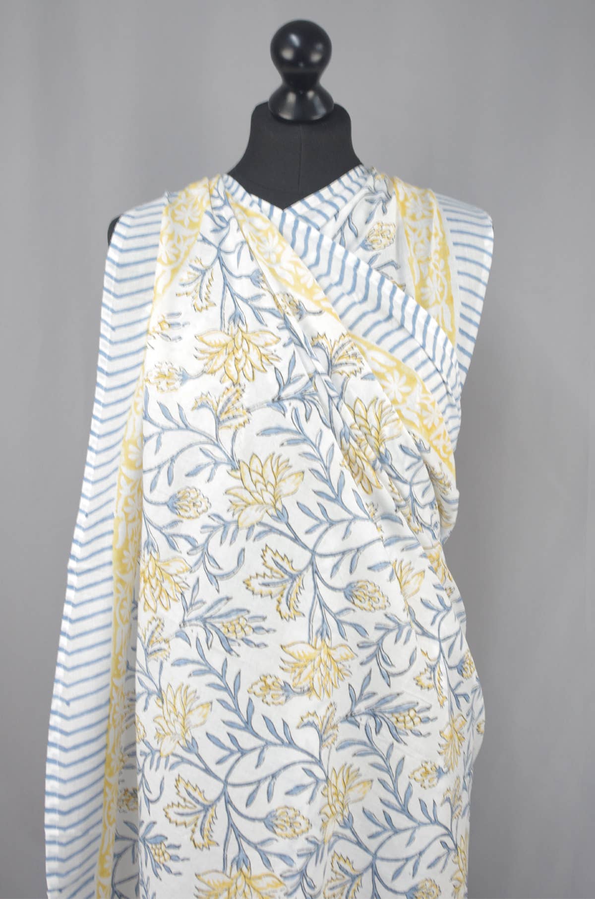 Kantha Decor - Beach  Coverup Sarong Pareo - English Garden