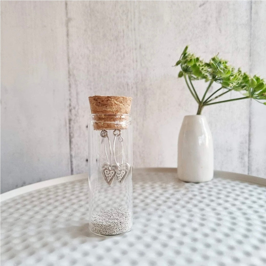 Zamsoe - Heart hoop earrings in a bottle
