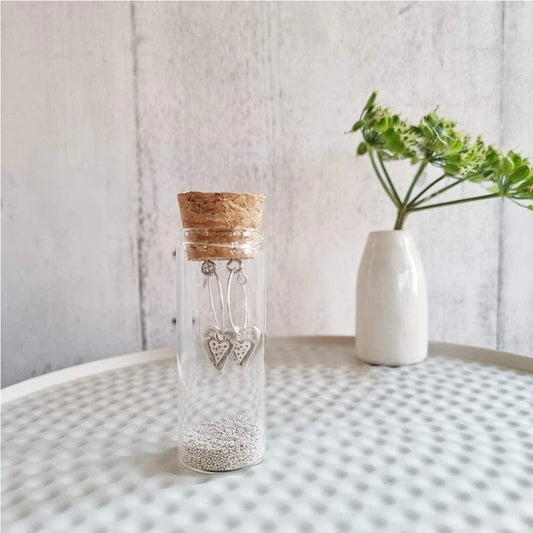 Zamsoe - Heart hoop earrings in a bottle