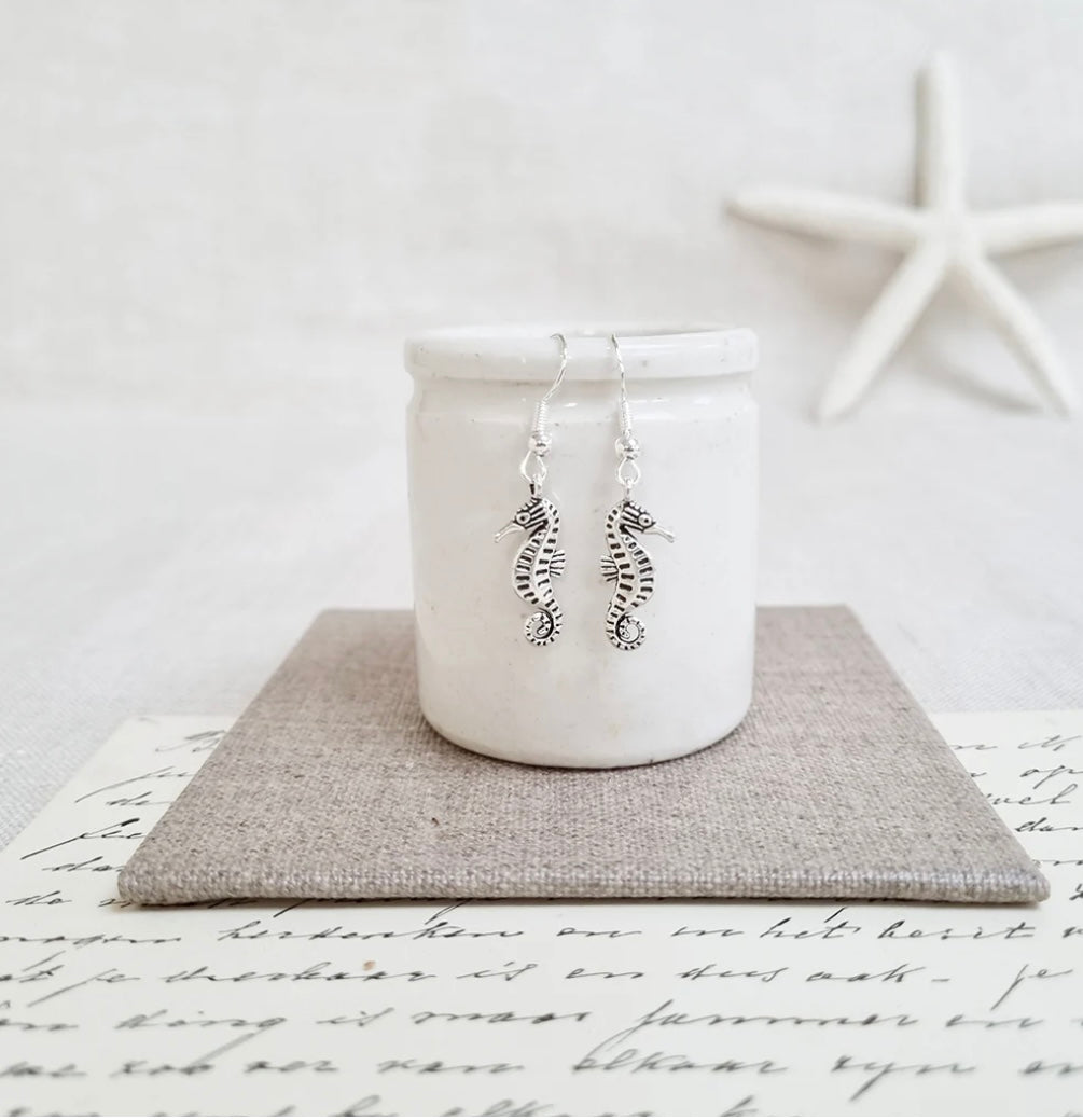 Zamsoe - Seahorse earrings in a bottle