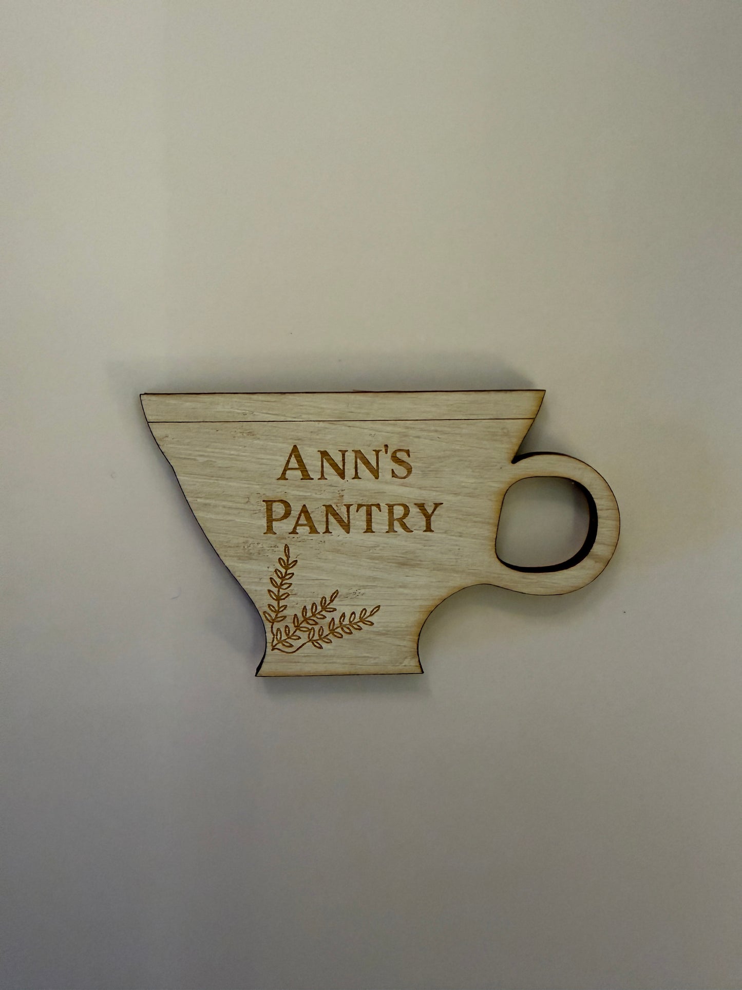 Gorgeous Little Bits - Ann's Pantry Teacup Magnet