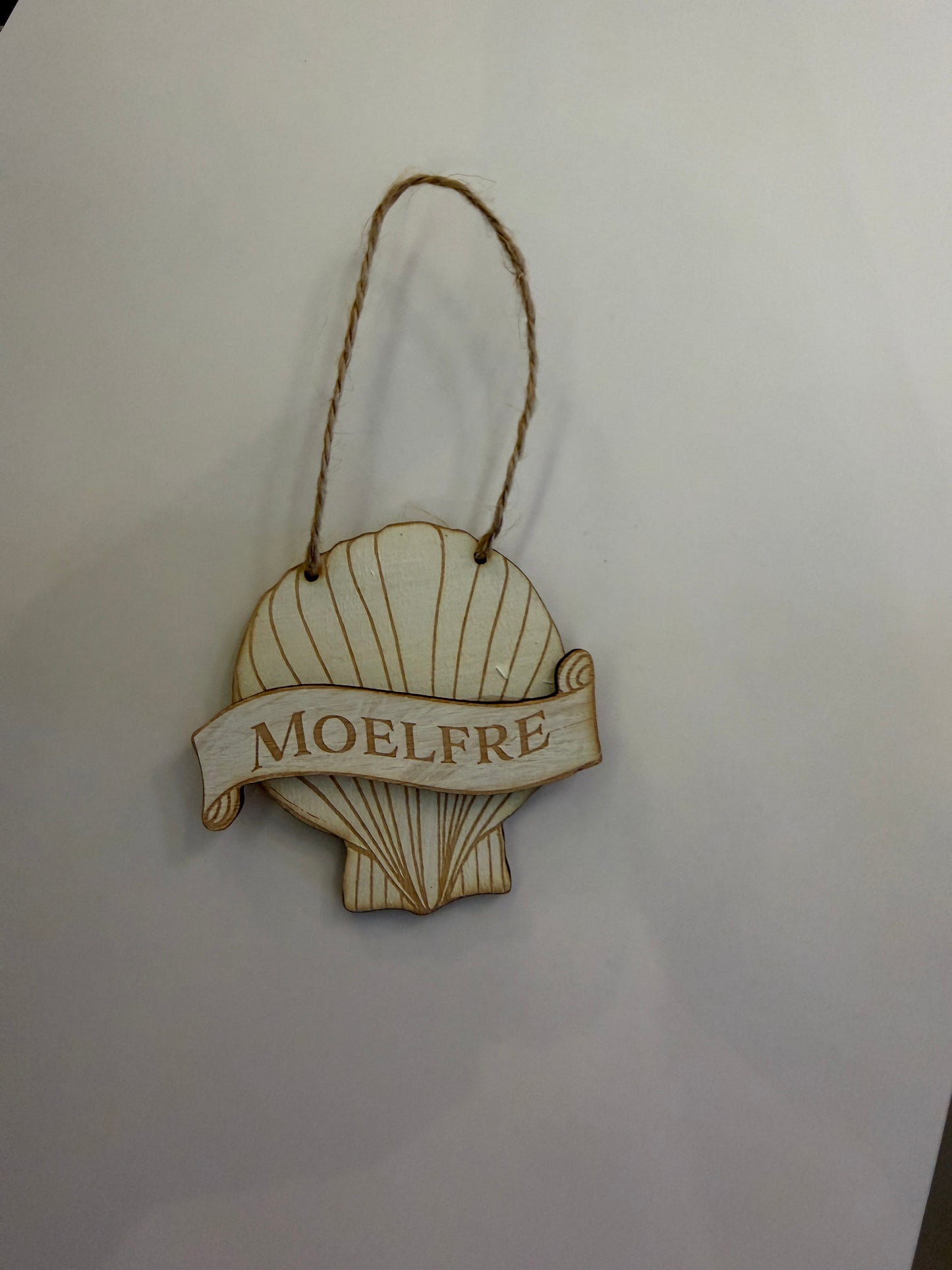 Gorgeous Little Bits - Mini Scallop Shell Moelfre Decoration